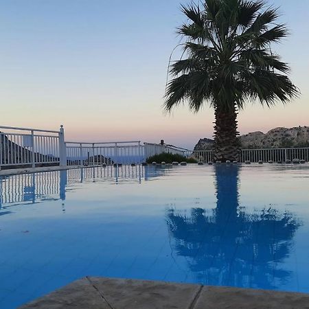 Villa Selene アルハンゲロス エクステリア 写真